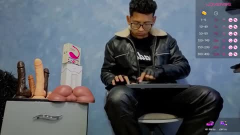 Snapshot of tom_brown12 chatting on 01/16/26, 02:04 Tom online show from 01/16/26, 02:04