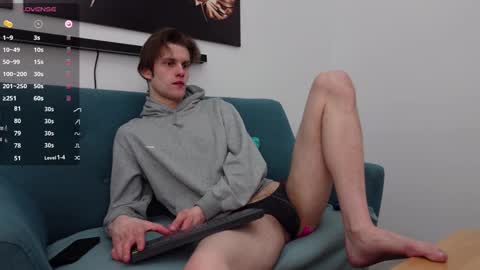 Snapshot of tom_chance chatting on 01/30/25, 11:02 tom online show from 01/30/25, 11:02