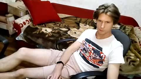 Snapshot of tom_elmo chatting on 10/06/25, 11:02 Tom Elmo online show from 10/06/25, 11:02