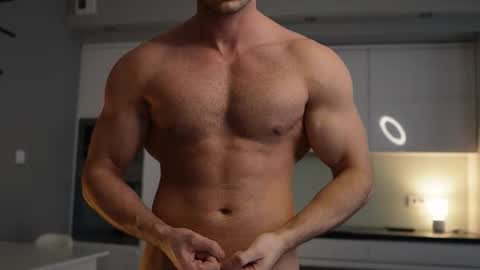 Snapshot of tom_fordd chatting on 12/17/25, 07:36 Tom online show from 12/17/25, 07:36