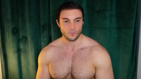 Snapshot of tom_fordd chatting on 03/04/26, 04:35 Tom online show from 03/04/26, 04:35