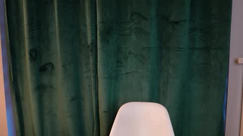 Snapshot of tom_fordd chatting on 03/15/26, 04:24 Tom online show from 03/15/26, 04:24