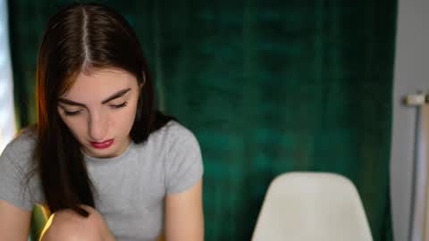 Snapshot of tom_fordd chatting on 03/17/26, 06:28 Tom online show from 03/17/26, 06:28