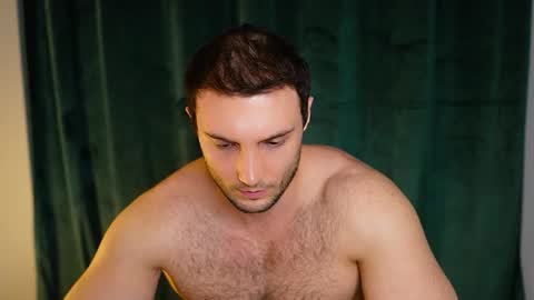 Snapshot of tom_fordd chatting on 03/24/26, 07:52 Tom online show from 03/24/26, 07:52