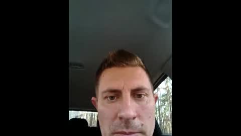 Snapshot of tom_horny84 chatting on 03/11/26, 12:22 tom_horny84 online show from 03/11/26, 12:22