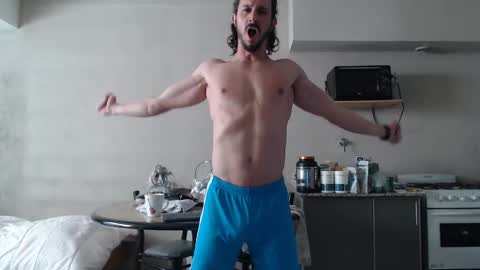 Snapshot of tom_show chatting on 11/05/25, 08:42 tom_show online show from 11/05/25, 08:42