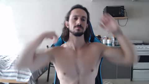 Snapshot of tom_show chatting on 12/15/25, 04:22 tom_show online show from 12/15/25, 04:22