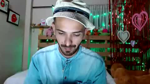 tomas gerauld. make me happy with 10000 tokens online show from 02/17/26, 02:52