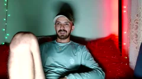 tomas gerauld. make me happy with 10000 tokens online show from 04/28/26, 02:27