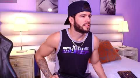 Snapshot of tomas_wolfk chatting on 04/19/26, 03:39 Andres. online show from 04/19/26, 03:39