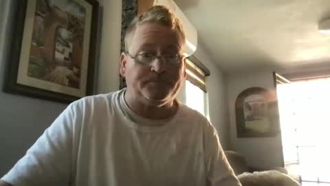 Snapshot of tomascausa chatting on 01/02/25, 06:34 Hola online show from 01/02/25, 06:34