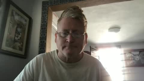 Snapshot of tomascausa chatting on 02/12/25, 06:19 Hola online show from 02/12/25, 06:19