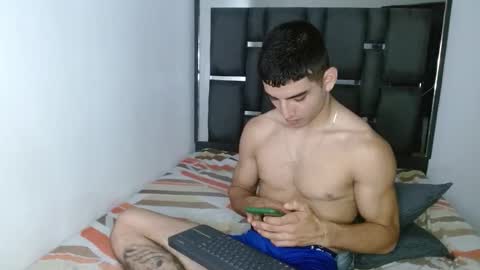 tomaz_18 online show from 03/26/26, 08:47