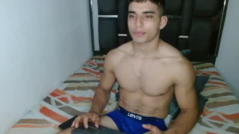 tomaz_18 online show from 04/02/26, 02:42