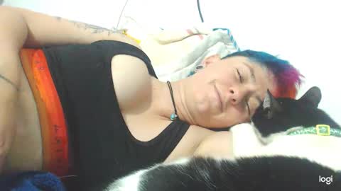 Blue online show from 01/14/25, 03:01