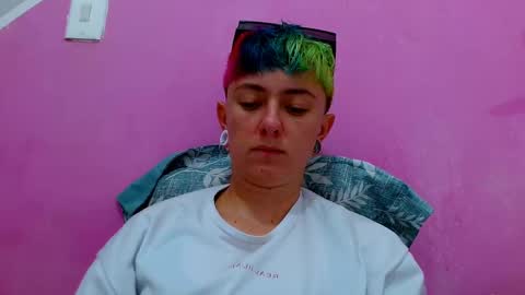 Blue online show from 09/15/25, 06:52