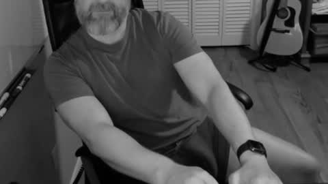 Snapshot of tombrockmoen2 chatting on 01/17/26, 06:40 tombrockmoen2 online show from 01/17/26, 06:40