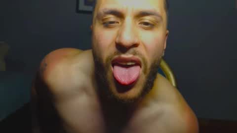 Snapshot of tomdavisxl chatting on 11/18/25, 11:59 tomDavisXl online show from 11/18/25, 11:59