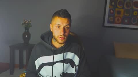 Snapshot of tomdavisxl chatting on 02/20/26, 02:52 tomDavisXl online show from 02/20/26, 02:52