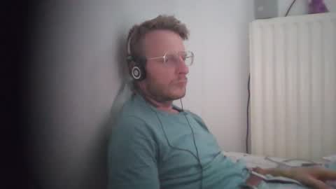 tomekwrona23 online show from 05/03/26, 01:28