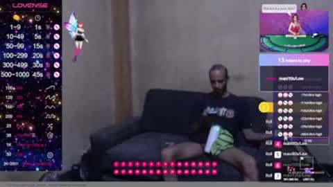 Snapshot of tomeliviathan chatting on 11/17/25, 04:46 to me liviathan online show from 11/17/25, 04:46