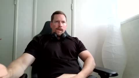 Snapshot of tomfin95 chatting on 07/08/26, 09:36 tomfin95 online show from 07/08/26, 09:36