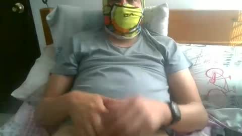 Snapshot of tomfoxxx chatting on 09/27/25, 09:09 tom online show from 09/27/25, 09:09