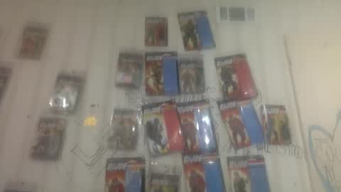 Snapshot of tomfrummyspace chatting on 01/20/25, 01:28 tomfrummyspace online show from 01/20/25, 01:28