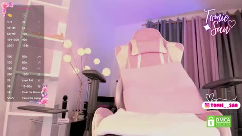  Tomie  online show from 02/13/25, 03:07