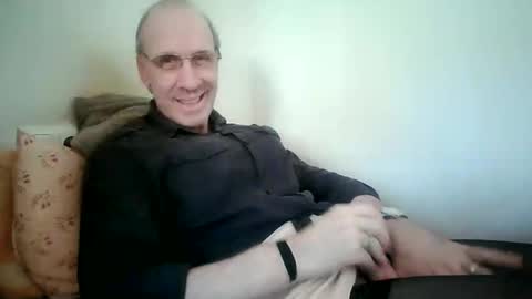 Snapshot of tomislav321 chatting on 04/17/26, 03:59 tomislav321 online show from 04/17/26, 03:59