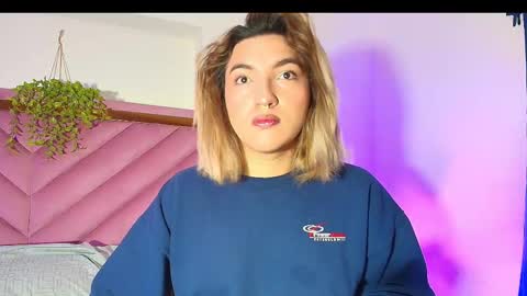   online show from 10/22/25, 12:38