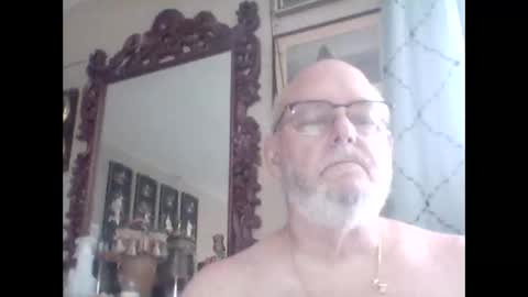 Snapshot of tommierose chatting on 10/18/25, 06:30 Tommie online show from 10/18/25, 06:30