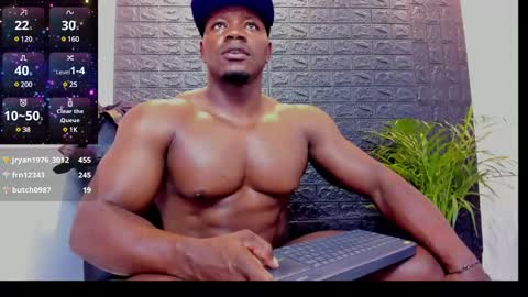 Snapshot of tommike388 chatting on 02/14/25, 05:25 Tom Mike online show from 02/14/25, 05:25