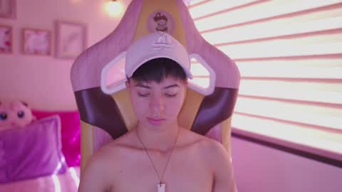 Blue  online show from 05/09/26, 02:11