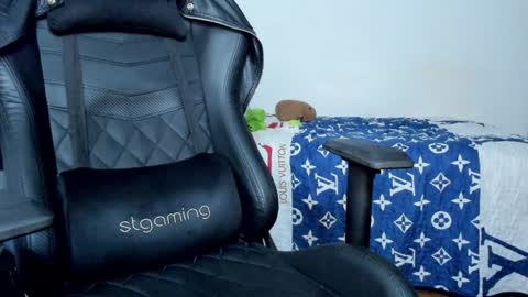 Snapshot of tommy_bred chatting on 01/15/25, 12:41 Twitter BreddTommy IG tommy bredd online show from 01/15/25, 12:41