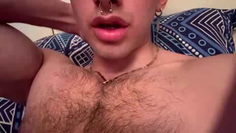 Snapshot of tommy_bred chatting on 02/15/25, 04:25 Twitter BreddTommy IG tommy bredd online show from 02/15/25, 04:25