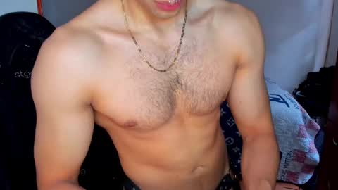 Snapshot of tommy_bred chatting on 02/16/25, 04:53 Twitter BreddTommy IG tommy bredd online show from 02/16/25, 04:53