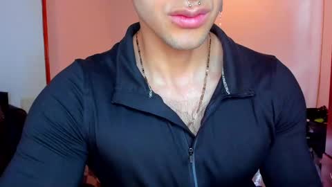 Snapshot of tommy_bred chatting on 02/19/25, 06:54 Twitter BreddTommy IG tommy bredd online show from 02/19/25, 06:54