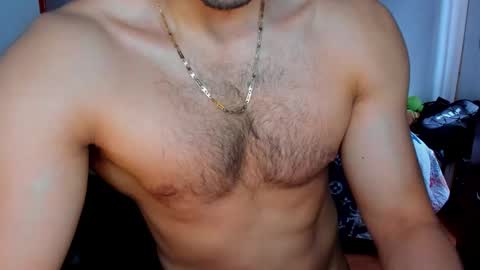 Snapshot of tommy_bred chatting on 09/11/25, 05:24 Twitter BreddTommy IG tommy bredd online show from 09/11/25, 05:24