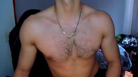 Snapshot of tommy_bred chatting on 09/21/25, 05:47 Twitter BreddTommy IG tommy bredd online show from 09/21/25, 05:47