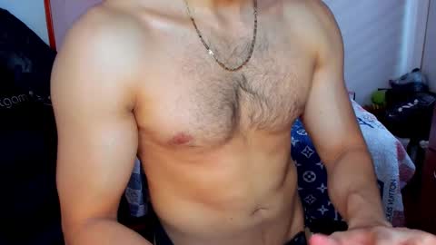 Snapshot of tommy_bred chatting on 10/03/25, 06:16 Twitter BreddTommy IG tommy bredd online show from 10/03/25, 06:16