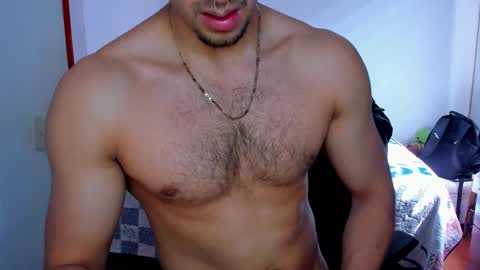 Snapshot of tommy_bred chatting on 10/19/25, 07:14 Twitter BreddTommy IG tommy bredd online show from 10/19/25, 07:14