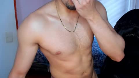 Snapshot of tommy_bred chatting on 11/12/25, 06:30 Twitter BreddTommy IG tommy bredd online show from 11/12/25, 06:30