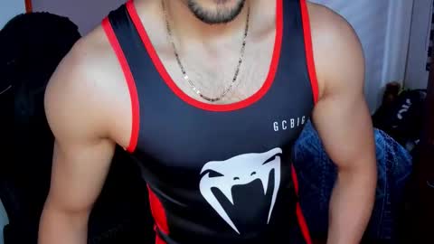 Snapshot of tommy_bred chatting on 11/25/25, 06:08 Twitter BreddTommy IG tommy bredd online show from 11/25/25, 06:08