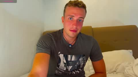 Snapshot of tommy_cumfinger chatting on 01/21/25, 03:15 Tommy online show from 01/21/25, 03:15