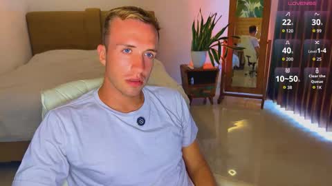 Snapshot of tommy_cumfinger chatting on 02/17/26, 08:11 Tommy online show from 02/17/26, 08:11