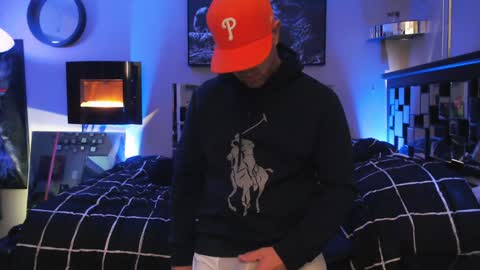 Snapshot of tommy_knuckles chatting on 12/28/24, 12:24 Tommy online show from 12/28/24, 12:24