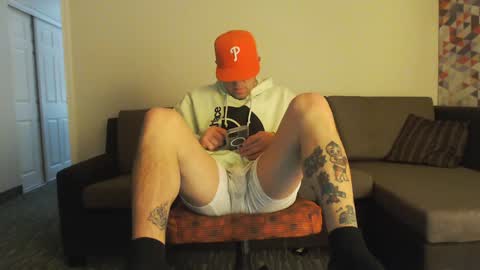 Snapshot of tommy_knuckles chatting on 12/31/24, 05:22 Tommy online show from 12/31/24, 05:22