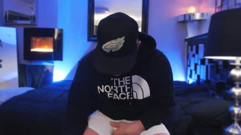 Snapshot of tommy_knuckles chatting on 02/20/25, 08:28 Tommy online show from 02/20/25, 08:28