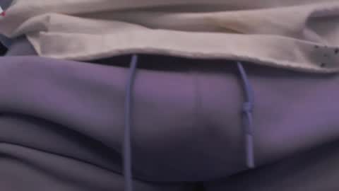 Snapshot of tommy_knuckles chatting on 03/08/25, 01:03 Tommy online show from 03/08/25, 01:03